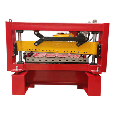 Trapezoide Blattrolle des Galvalume, welche die automatische Rippenrolle der Maschine bildet Maschine bildet