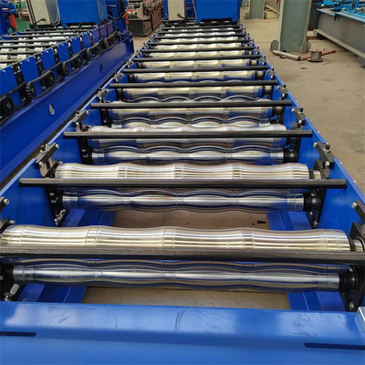 Eisen 3-5m/min glasierte die Fliesen-Rolle, die hydraulische Schere der Maschine für Dachwand bildet