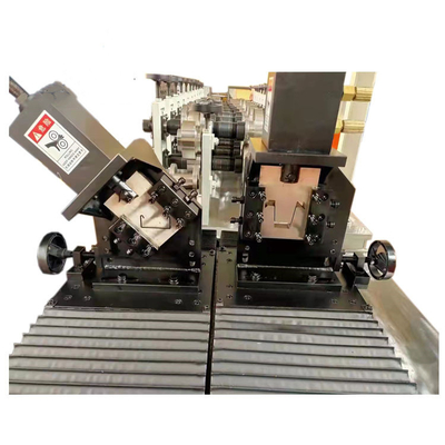 Doppelte Linie Metallbolzen und Bahn-Trockenmauer C U Omega L Winkel-Profil-Rolle, die Maschine bildet