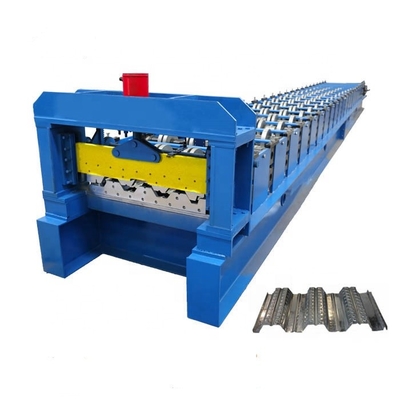 GALVANISIERTE SPULEN-BODEN DECKING-MASCHINEN-BODEN-STAHLPLATTFORM, DIE MASCHINE BILDET