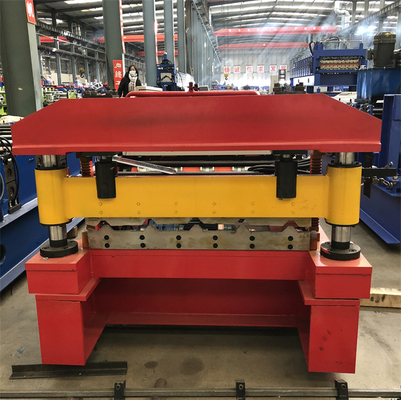 Automatische Hochgeschwindigkeitsdachplattenrolle, die Maschinengebrauch für Baumaterial bildet