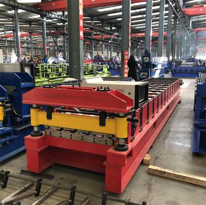 Automatische Hochgeschwindigkeitsdachplattenrolle, die Maschinengebrauch für Baumaterial bildet