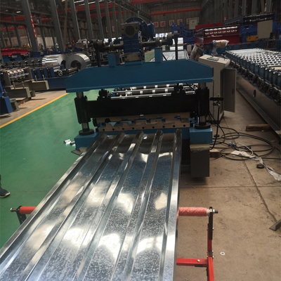 Metallfarbstahl galvanisierte 686 Ibr das Dach-Platten-die Rolle, die Maschine für Baumaterialien bildet