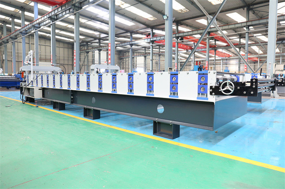 Farb-Stahl galvanisierte die 5 Rippen-das Metall-Ibr-Dach-Platten-Rolle, die Maschinen-Fabrikpreis bildet