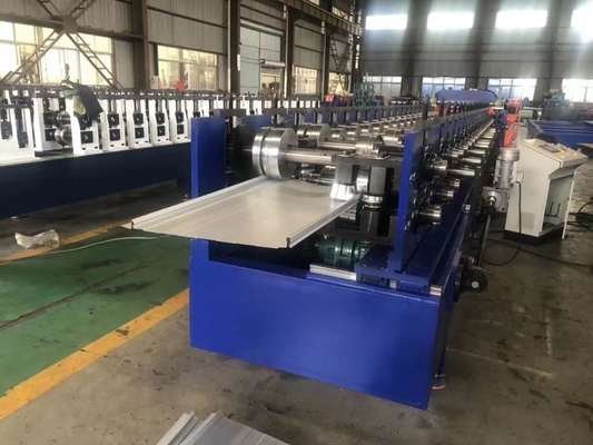 Schnellverschluss-Selbstverschluss-Stehfalz-Dach-Rolle, die Maschine 2.2KW bildet