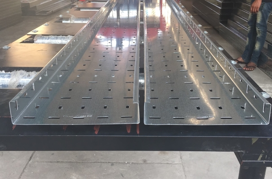 Blaue Rollen-Stationen 12m/Min Cable Tray Roll Forming Maschinen-18