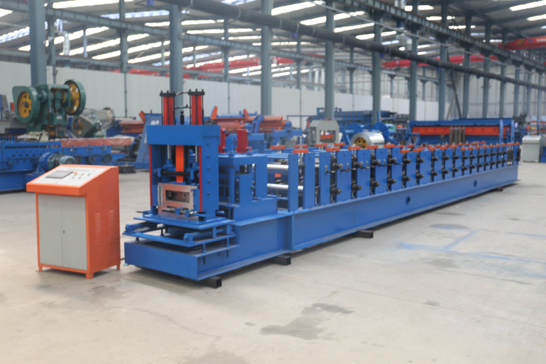 Die galvanisierte Stahl-CZ-Purlin-Rolle, die Kanal Maschine PLC C bildet, walzen die Formung der Maschine kalt