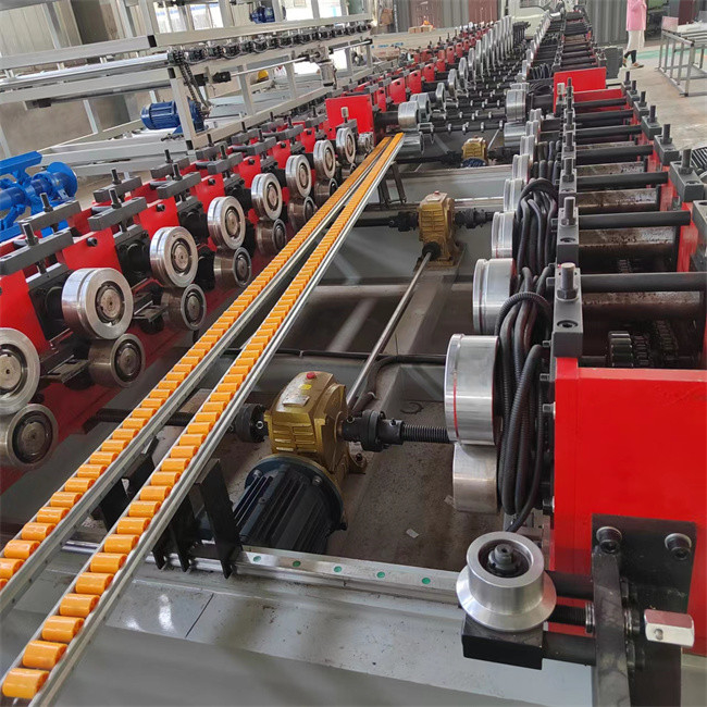 Plc-Delta-Kabel Tray Making Machine Cable Tray, der Maschine 0.8-2.5mm bildet