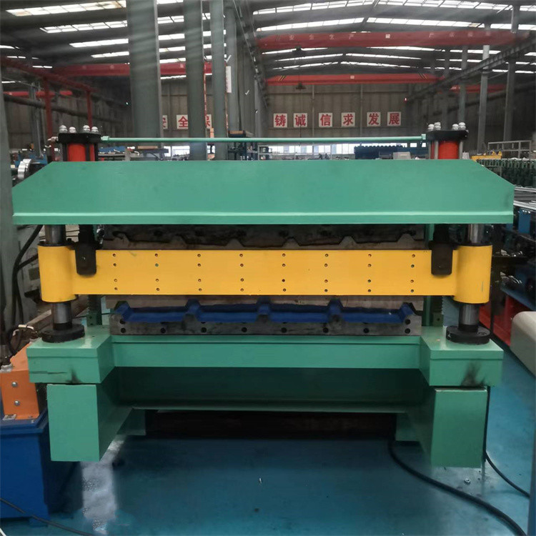 Kundengebundenes GI GL Metalldach bedeckt die doppelstöckige Rolle, die Maschine für Wände bildet