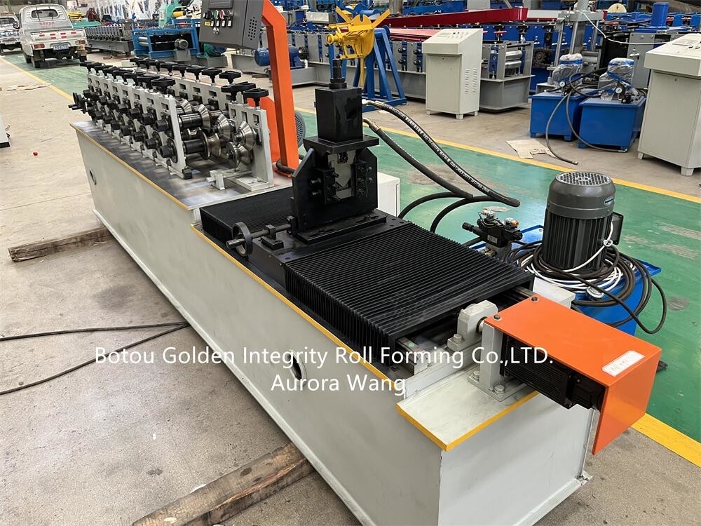 Profile C U formen galvanisierten Stahl Keel Roll Forming Machines 0.3-1.2mm