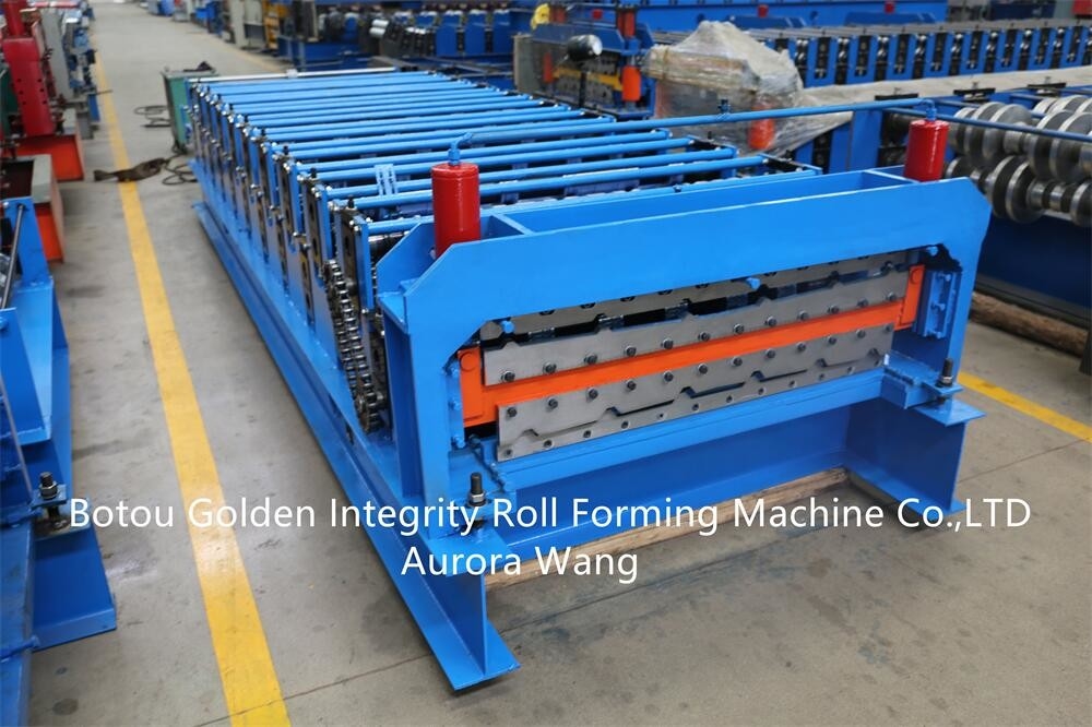 Doppelschichtplattform-Dachplatten-Blattplattenfliesen rollen die Formung, die Maschinerierolle machend, die Maschine bildet