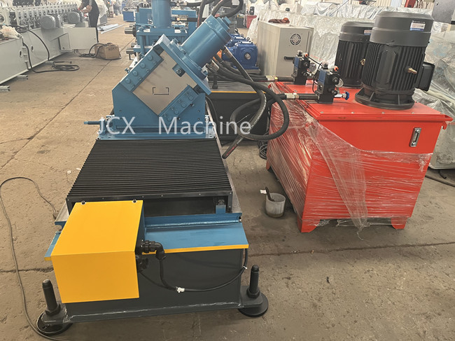 Plc-Steuerbolzen und Bahn-Maschine CD UD Form-Trockenmauer-Bolzen-Rolle, die Maschine bildet